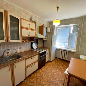 Продажа 4х к.кв Пр.Богоявленский 327 8/9 35000$