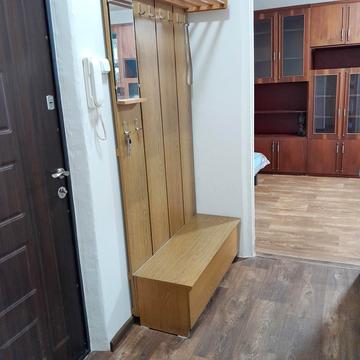 Героїв просп., 9