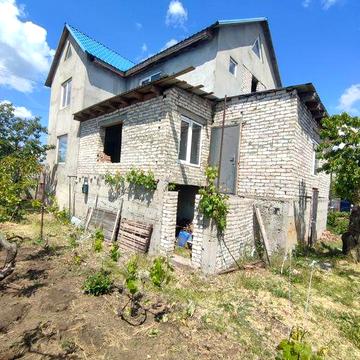 Дом в пригороде Черноморска