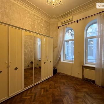 Продаж 3к Квартира Льва Толстого площа