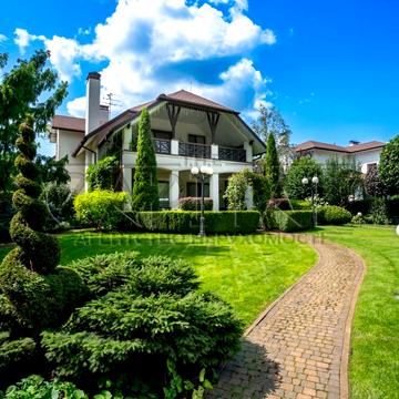 Обухівський