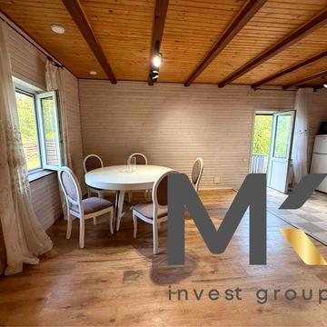 Продається будинок з банею в Петрушках.