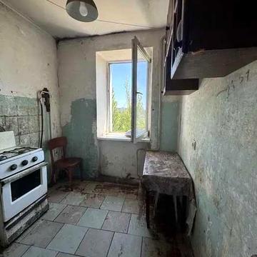 Сдам от хозяина на Заболотного 2-х комн. гостинку 9 этаж без лифта