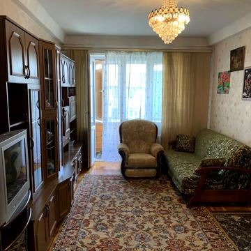 Верховної Ради бульв., 27-Б
