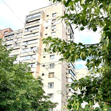 Без % Продаж 3-х кімн.квартири, вул.Шептицького 3Б, м.Лівобережна 5 хв