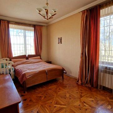 Аренда 3к сталинка 80м2 перекресток Поля, Титова Хмельницкого квартира