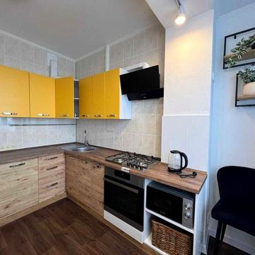 Оренда 2к квартири на вул. Кубійовича 41