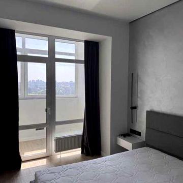 Продам 2к квартиру центр новострой
