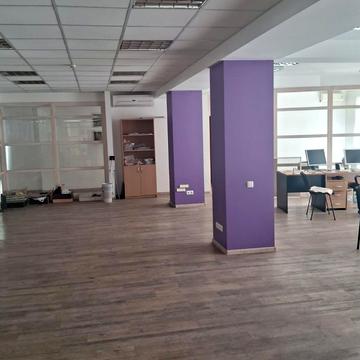 Дмитра Скоробогатова вул., 1