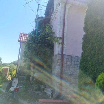 Продається частина будинку -   для дачного відпочинку  у смт. Тиврів