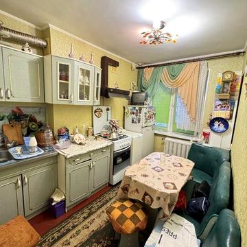 Двухкомнатная квартира Соляные ост.Ателье+гараж