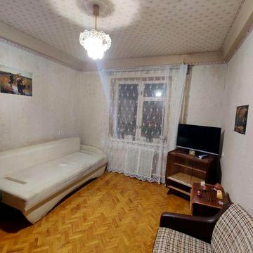 Аренда 2 к кв на 2 місяці на м Оболонь 10 хвл.