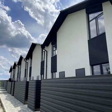 Продам кутовий таунхауз 36м2 с.Белогородка (Київська обл)
