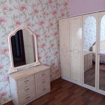 Сдам 2-комн квартиру сталинку в АНД районе