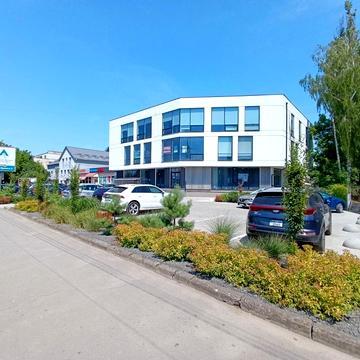 Романа Шухевича вул. (Курчатова), 8/9