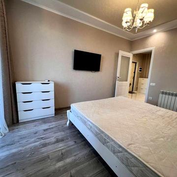 Здається Шикарна 2 кімната в центрі міста.
