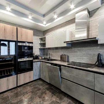 Патріарха Мстислава Скрипника вул., 40