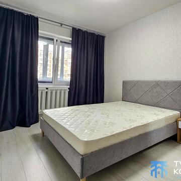 Вишняківська вул., 8
