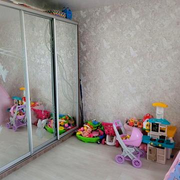 Продам двокімнатну з автономним