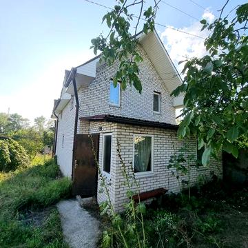 Продаж 2-поверхового цегляного будиноку м. Українка, вул. Приозерна