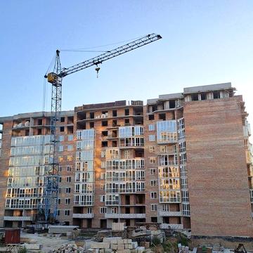 Продаж 3к квартири 82 кв. м на вул. Глибока