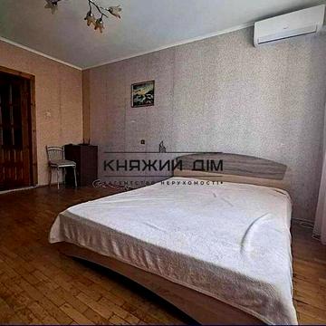 Олександра Кошиця вул., 9
