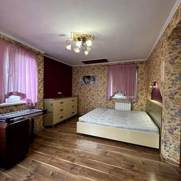 Продаж 3-кім квартири в будинку!