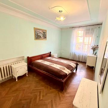 Преображенська вул., 67