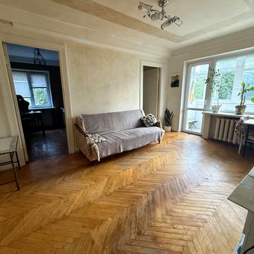 Метробудівська вул., 4