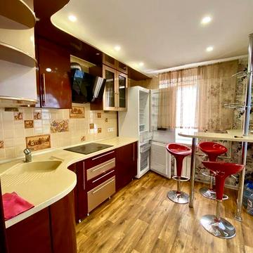 Продам 3-и кімнатну квартиру в районі Соцміста