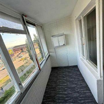 Світла 2-кв. Березняківська 38, Набережна Дніпра, Лівобережна