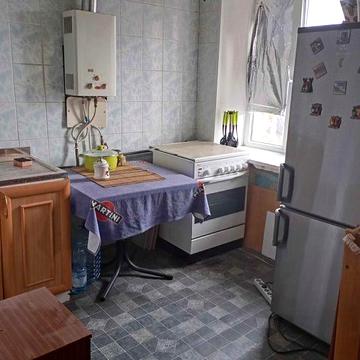 2-кім кв 19000 дол біля м Ботанічний сад