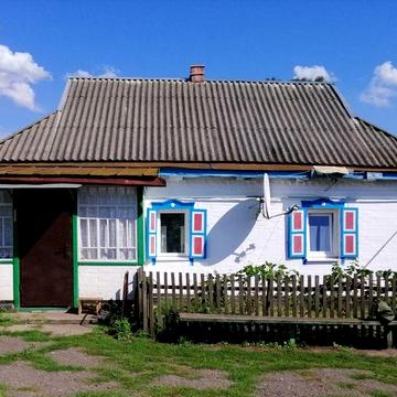 Продаж будинку з господарськими будівлями м. Карлівка, с. Розумівка