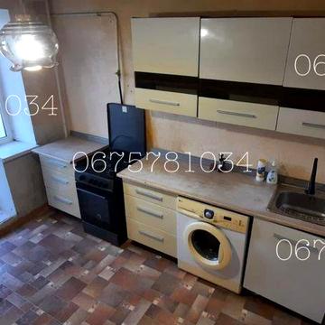 Продам 3-хкомн. кв. Роганский ж/м. М. Индустриальная. Ул. Плиточная