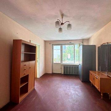 Продам 3-х кімнатну на СИМОНЕНКА !