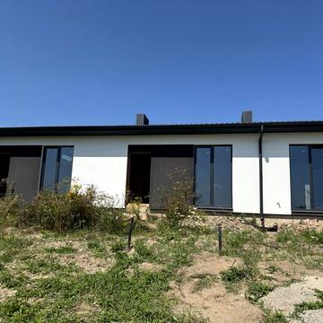 Продам котедж в р-н Льонокомбінату з ділянкою 3,2 сот