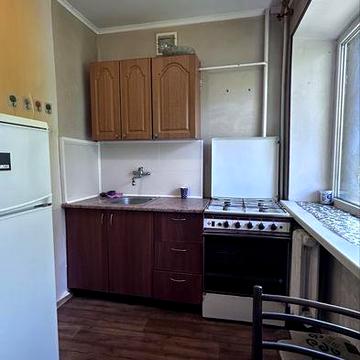 2 ком 42 кв. Дом Мебели Низкий этаж Балкон