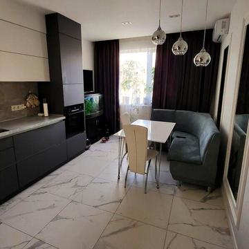 Продаж 3к Квартира Академіка Сахарова вулиця