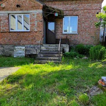 Продаж будинку  в селі
