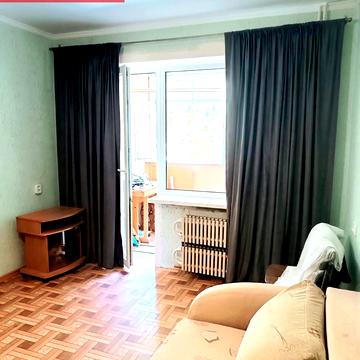 Магістральна вул., 888