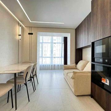 Двокімнатна з ремонтом поблизу центру міста