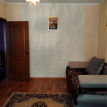 Квартира р-н Панчішної ф-ки, середній поверх