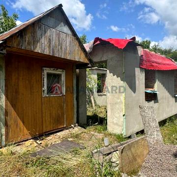 Продається будинок з ділянкою 5 сот. Наварія