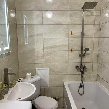 Здам 1к квартиру (вільна з 13 вересня ) 1300 гр доба