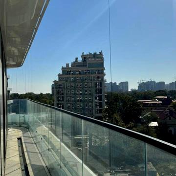 Двокімнатна квартира з видом моря, в зданому будинку ЖК Кандінський, французський бульвар