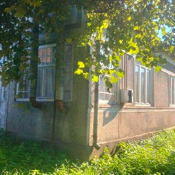 Продається будинок в центрі с. Велятино