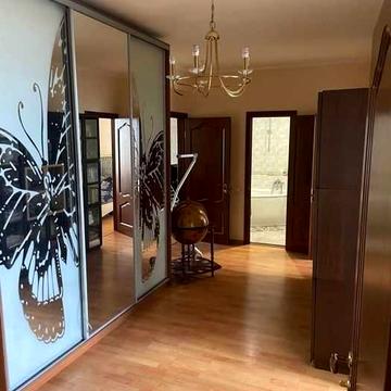 FO S4 Продам 3 кімнатну квартиру Кінний ринок вул. Сергіївська