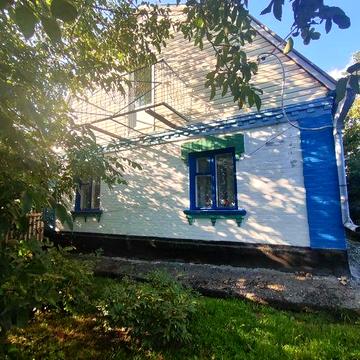 Продам гарний цегляний будинок в селі Дрозди