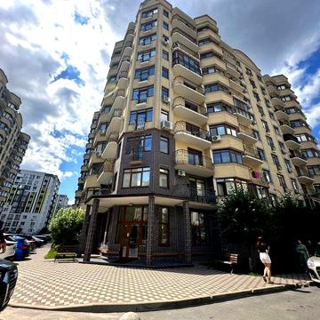 Велика студія 42,5 м² у ЖК «Річ Таун», 3/10, індивідуальне опалення ЖК Rich Town