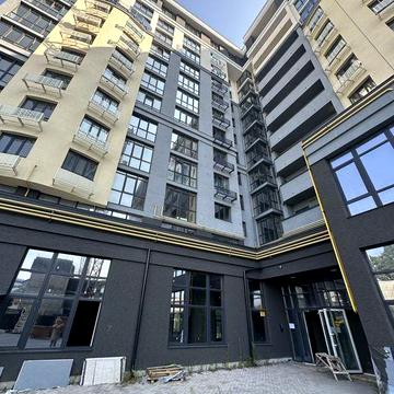 Роял Парк в центрі, вулиця Тургенівська, парк Правика ЖК Роял Парк